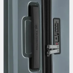 Airox Medium Hardside Case