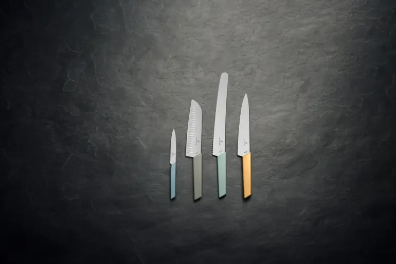 Couteau à pain et pour pâtissiers Swiss Modern