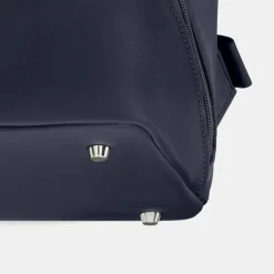 Victoria Signature Tote